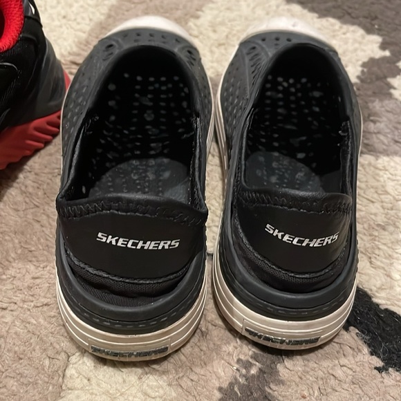 Boys shoes by sketchers sizes 13-1 - Picture 8 of 10